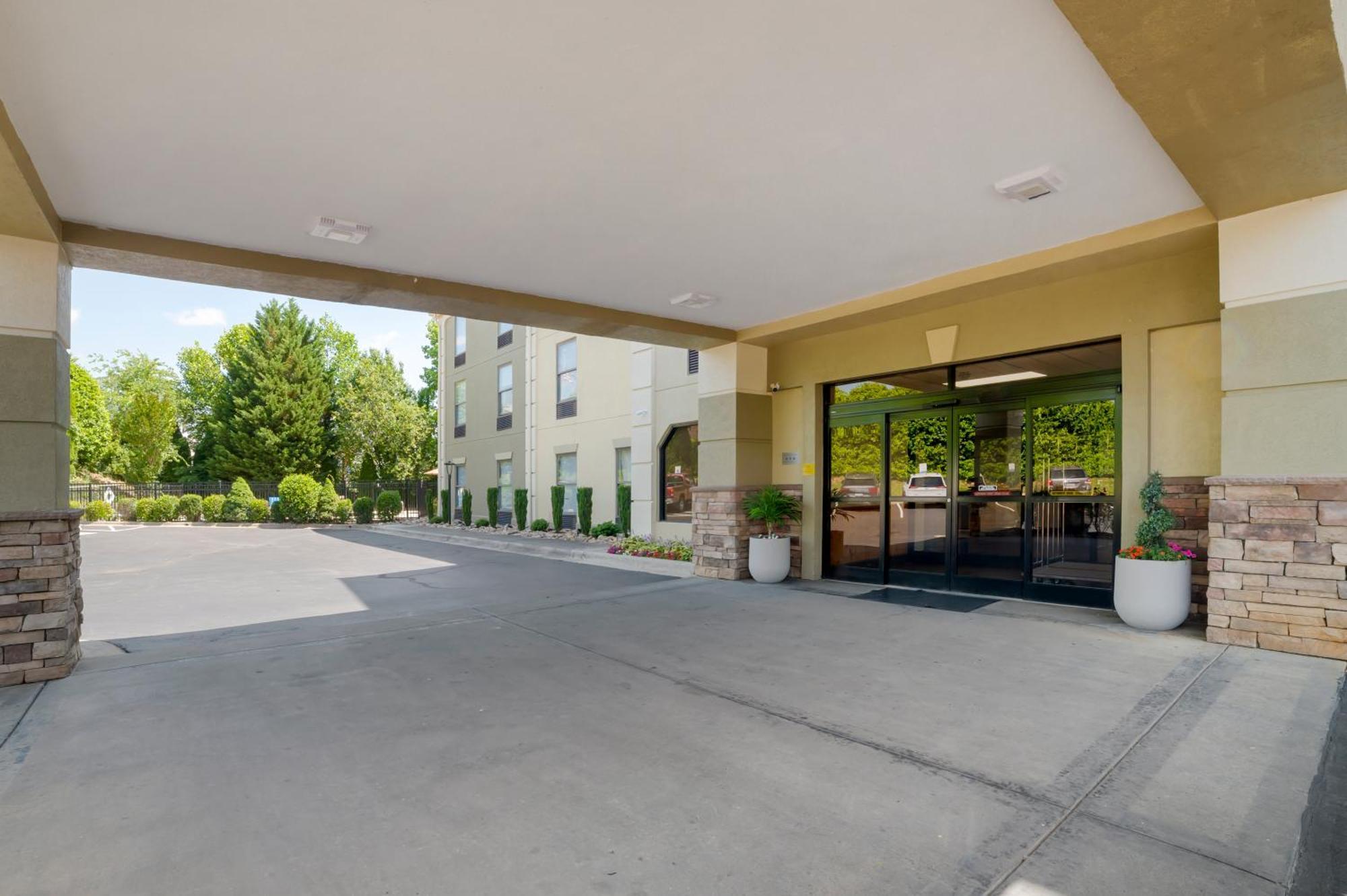 Comfort Inn Asheville Airport Fletcher Exterior foto